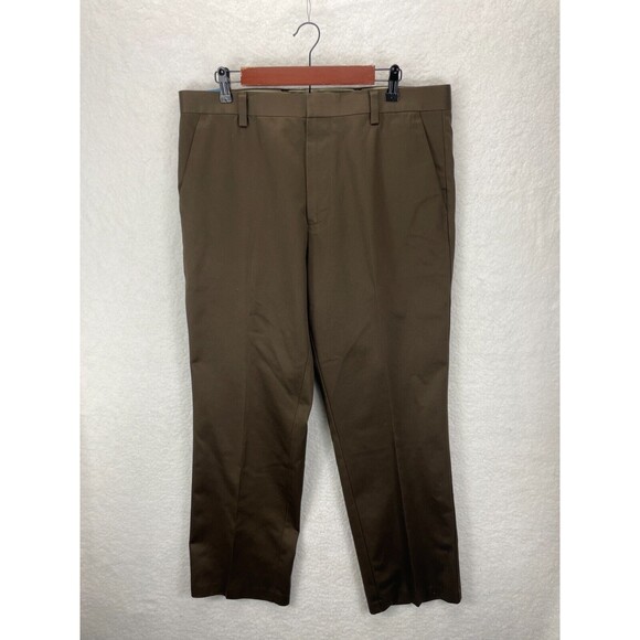 Dockers Pants Men’s 36x29 Brown Khaki Classic Fit Flat Front Iron Free Cotton‎ - Picture 1 of 8